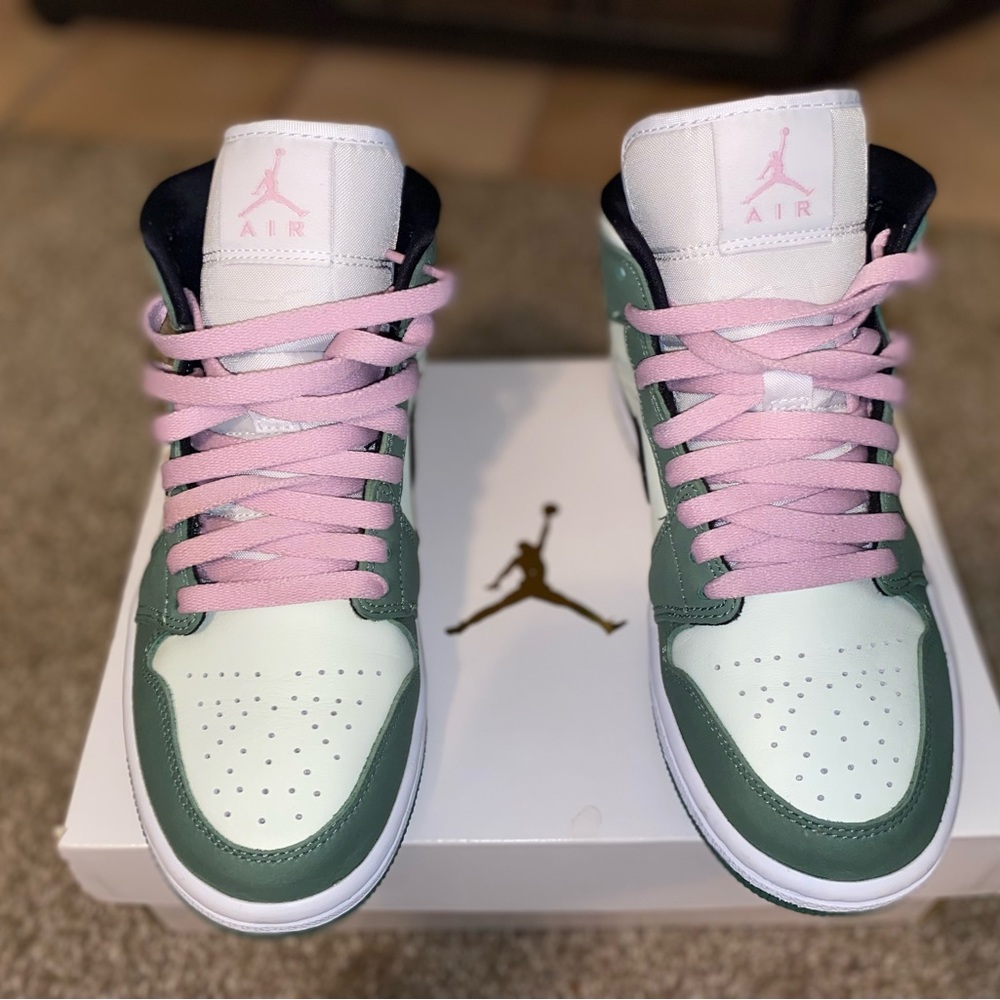 Air Jordan 1